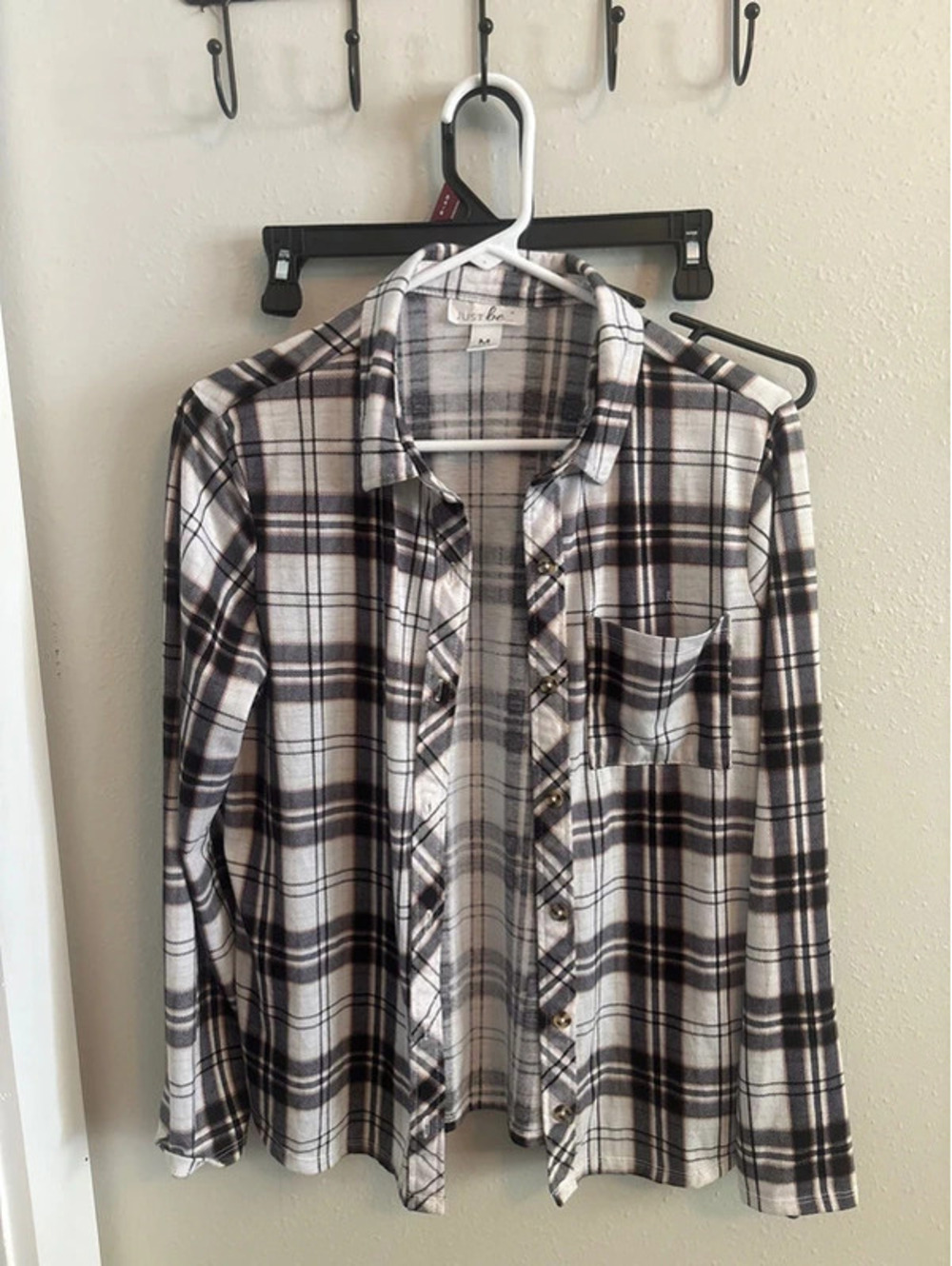 Just be size medium shirt